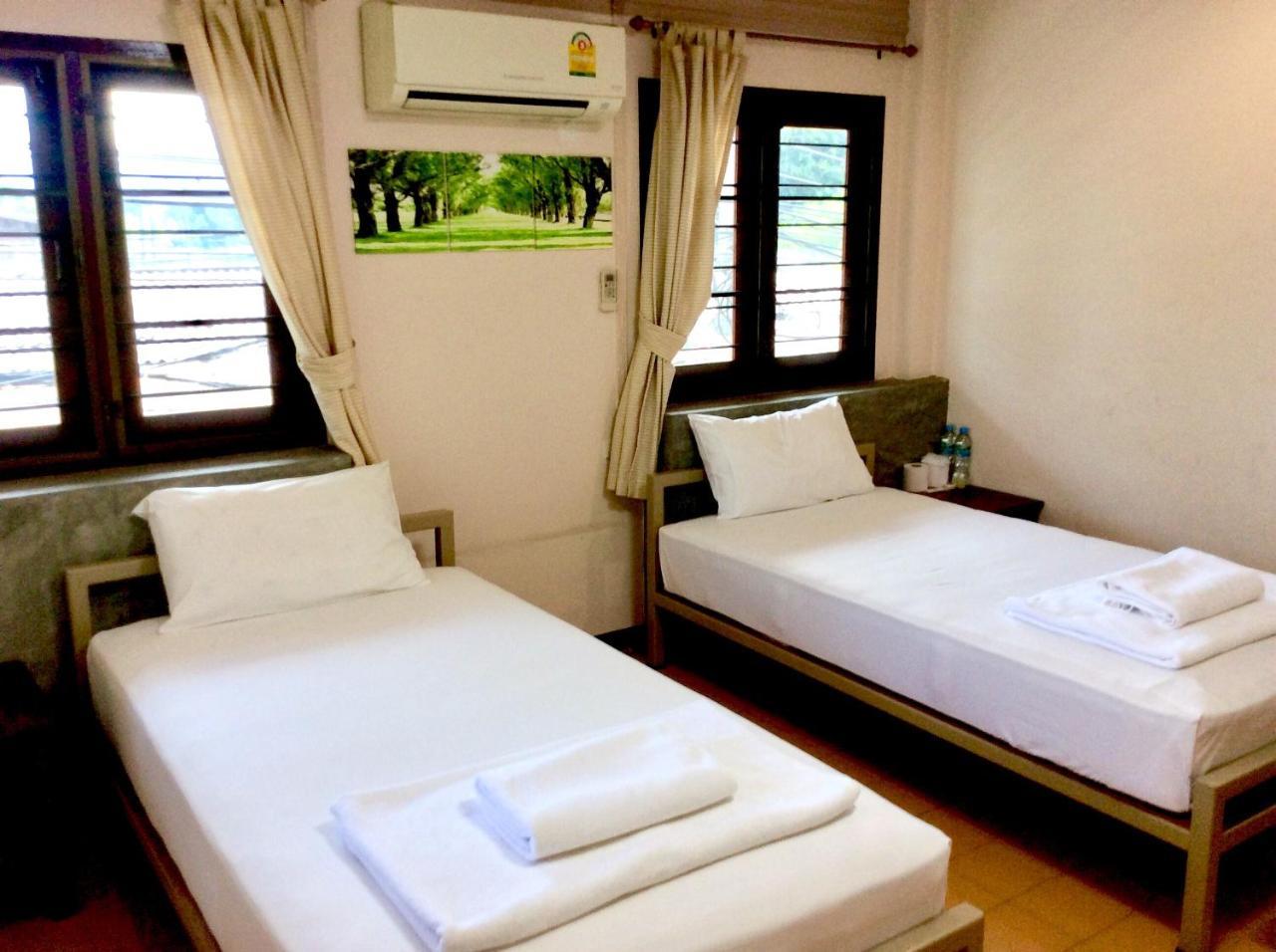 The Nine Guest House Kanchanaburi Exterior foto