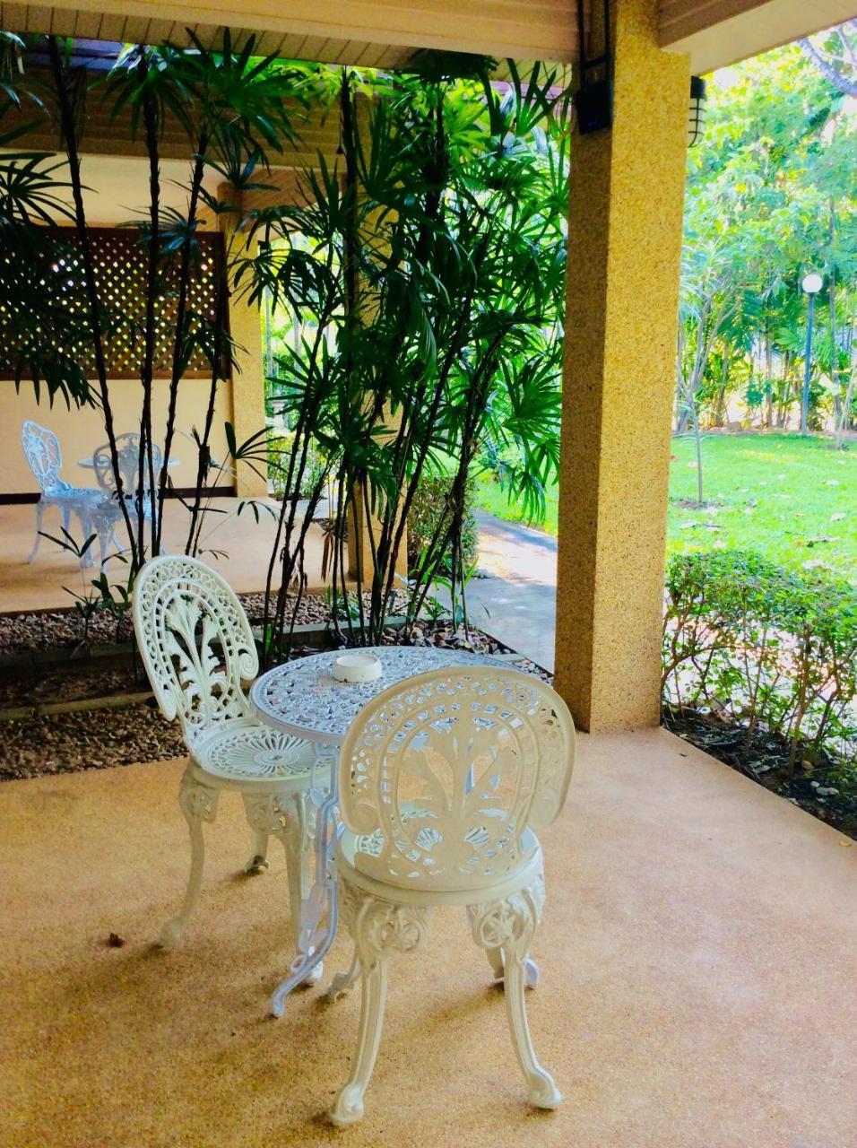 The Nine Guest House Kanchanaburi Exterior foto