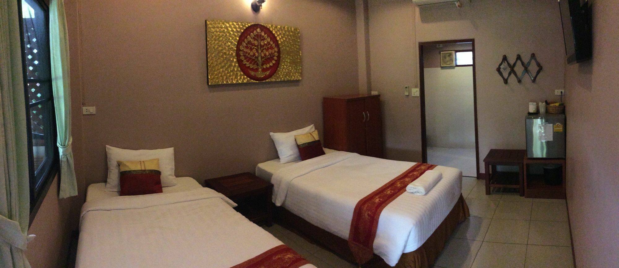 The Nine Guest House Kanchanaburi Exterior foto
