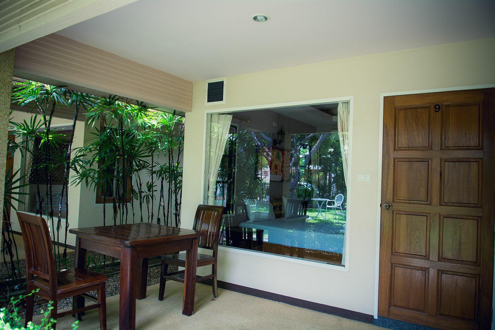 The Nine Guest House Kanchanaburi Exterior foto